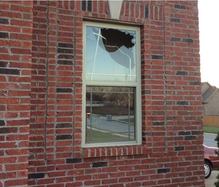 broken window in Fort Worth
